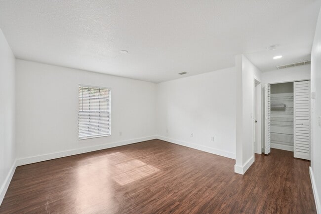 3208 W Gandy Blvd Unit 3208-B