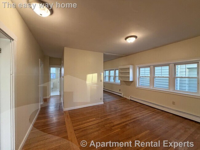 Photo - 71 Winchester St Unit #1