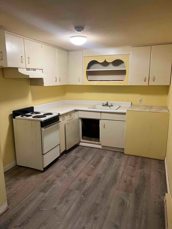 Photo - 50 E Main St