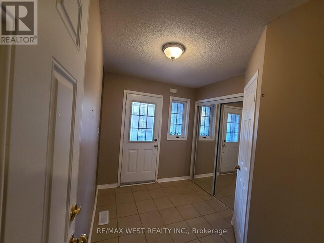 Photo - 228 Coleridge Dr