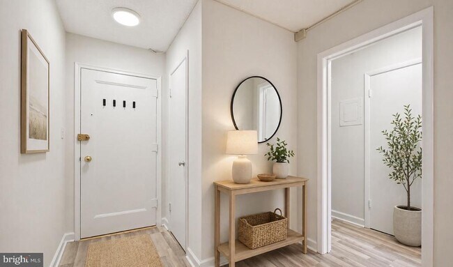 Photo - 2325 42nd St NW Unidad 420