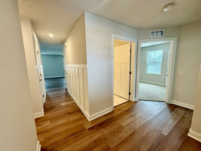 Photo - 1097 Arbor Dr