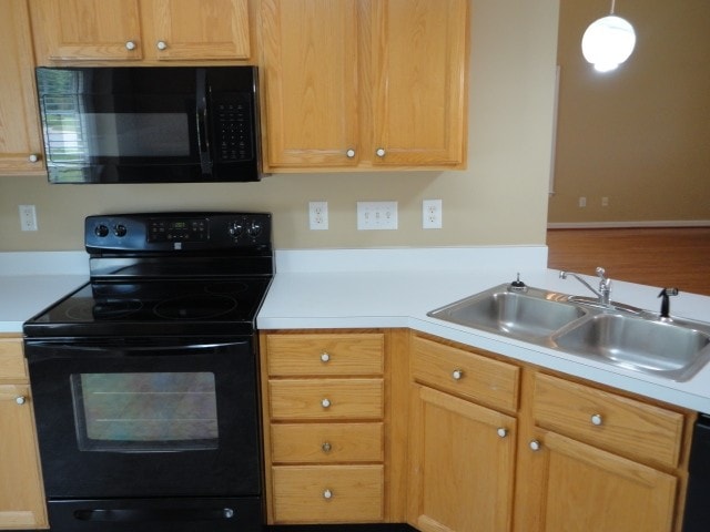 Photo - 246 Tillamook Dr