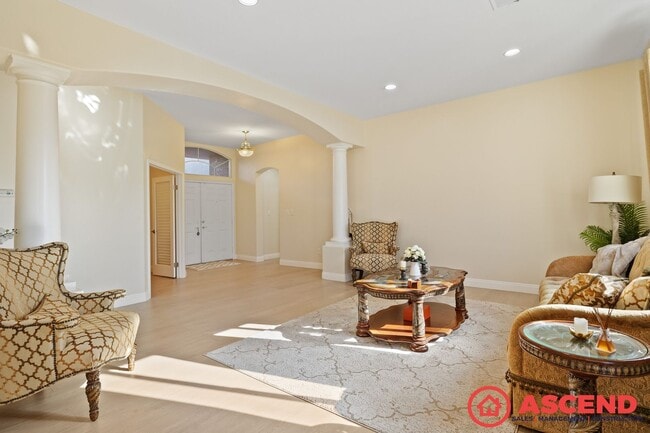 9515 Lake Superior Dr