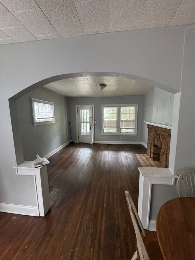 Photo - 928-930 Sheridan Ave. Unit 930 Sheridan Ave