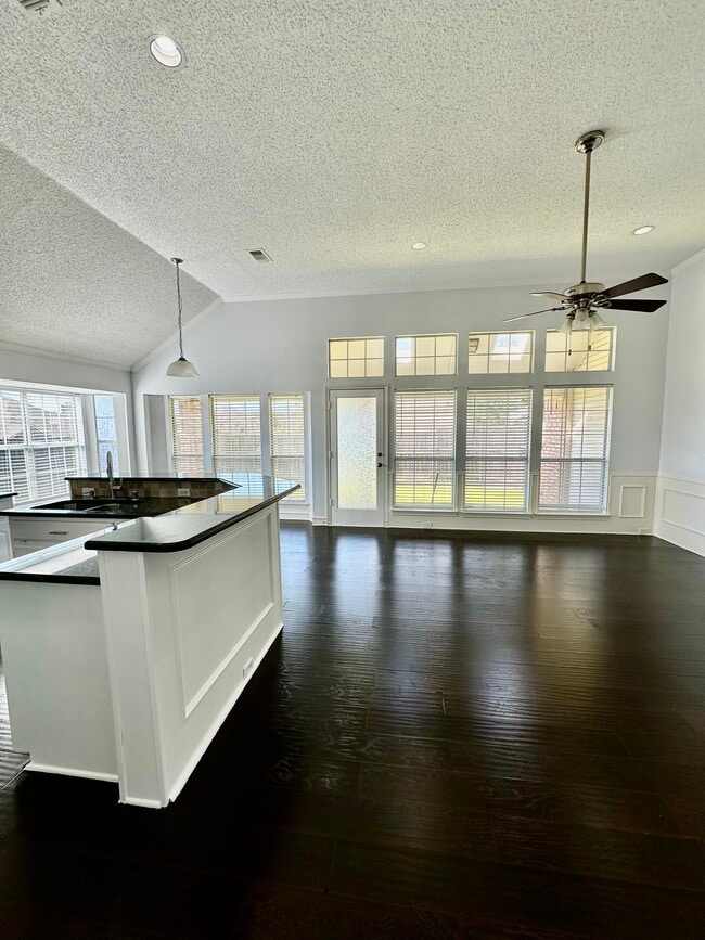 Photo - 1301 Royal Palm Ln
