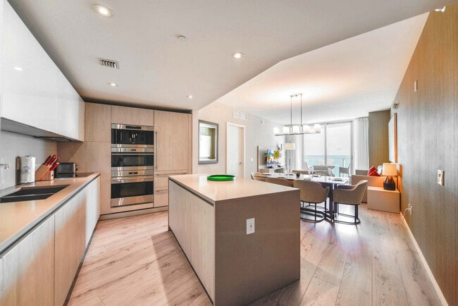 Photo - 4111 S Ocean Dr Unidad FL12-ID1022190P