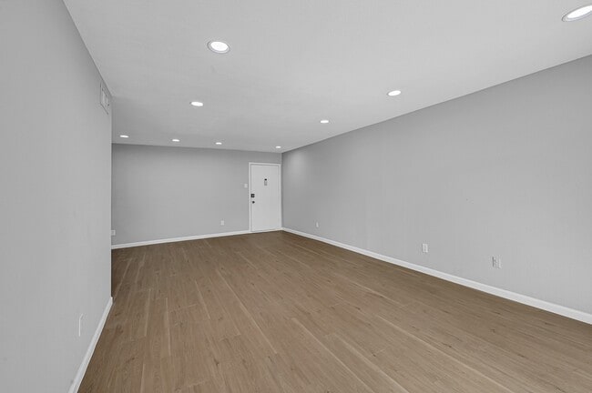 Photo - 7555 Katy Fwy Unidad 146