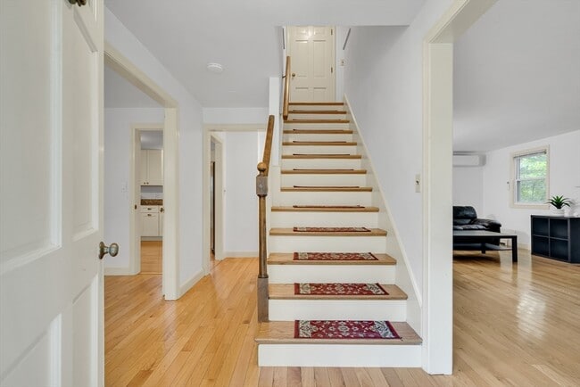 Photo - 32 Dewey Rd