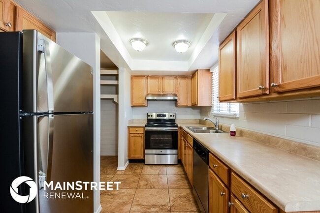 Photo - 7627 E 42nd St