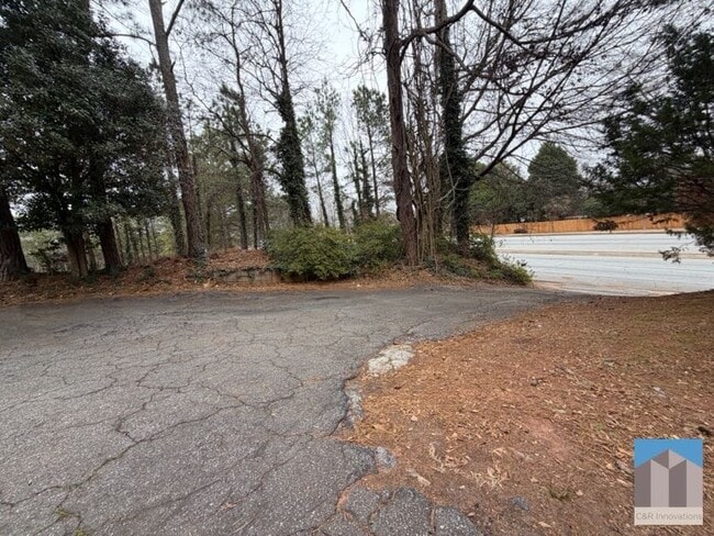 Photo - 1252 Lawrenceville Suwanee Rd