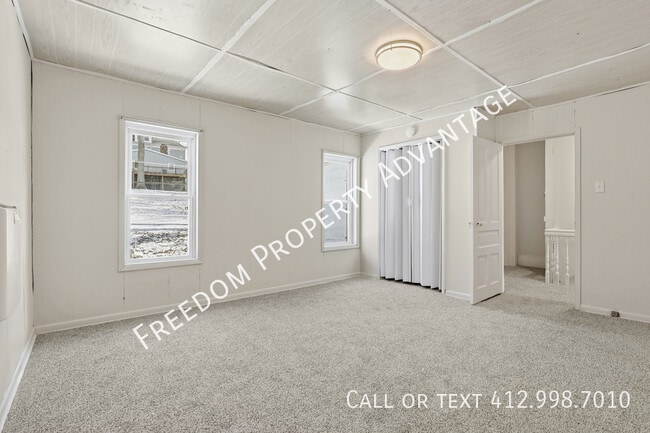 Photo - 57 Aylesworth Ave