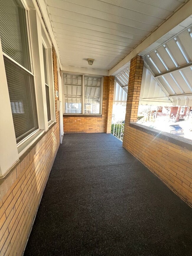 Photo - 2BR 2 bath house with off street parking!