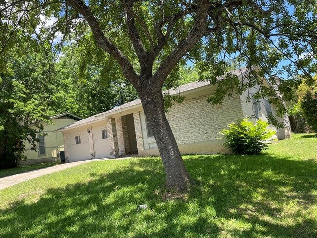 Photo - 7611 Lunar Dr