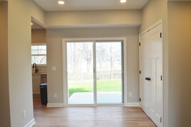 Photo - 1430 Village Lp