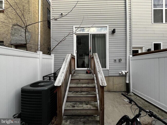Photo - 1332 S 30th St