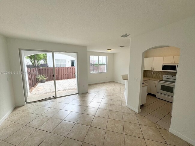 Photo - 8157 NW 108th Pl