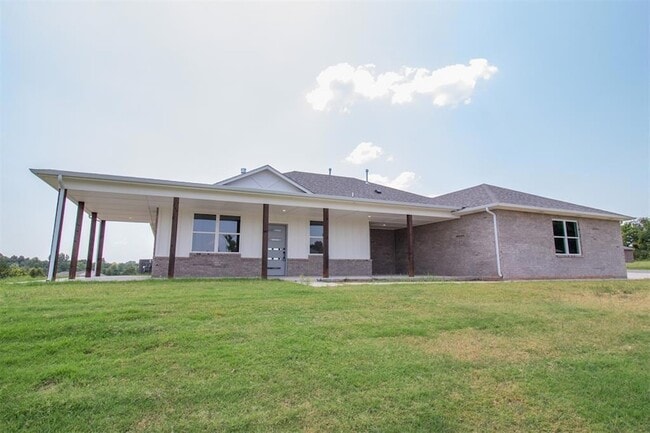 Photo - 17584 Salma Rd