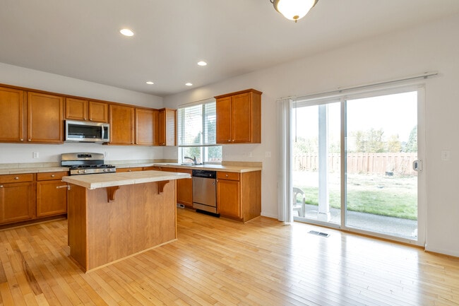 Photo - 5202 S 214th Way