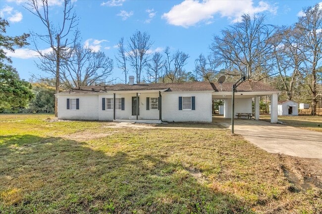 Photo - 185 Weiss Bluff Rd