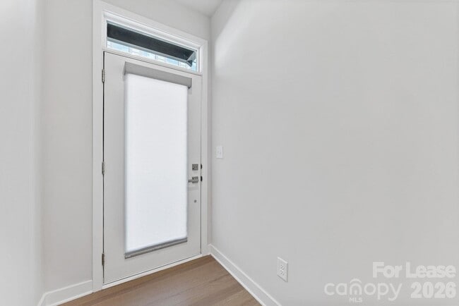 Photo - 440 Spearfield Ln