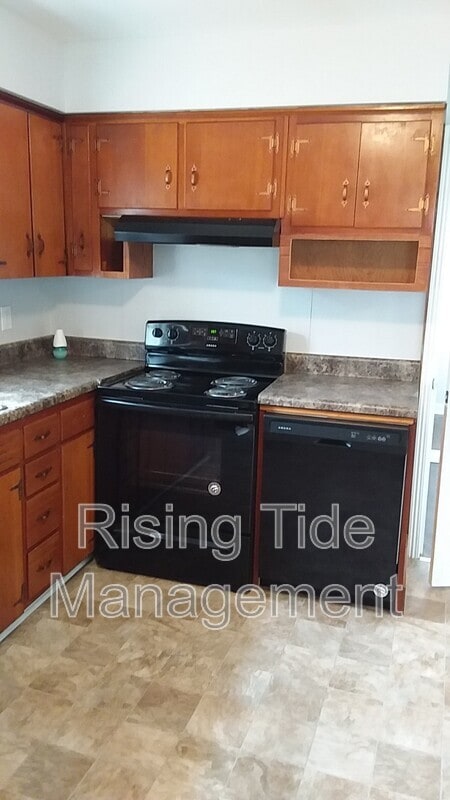 Photo - 1125 Camellia Rd