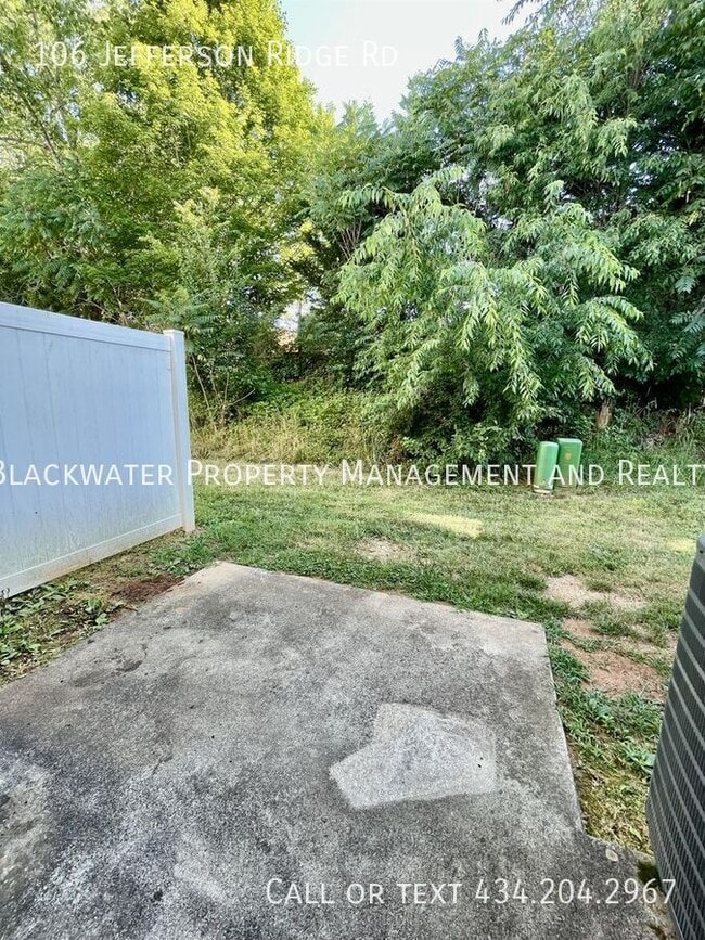 Photo - 106 Jefferson Ridge Rd