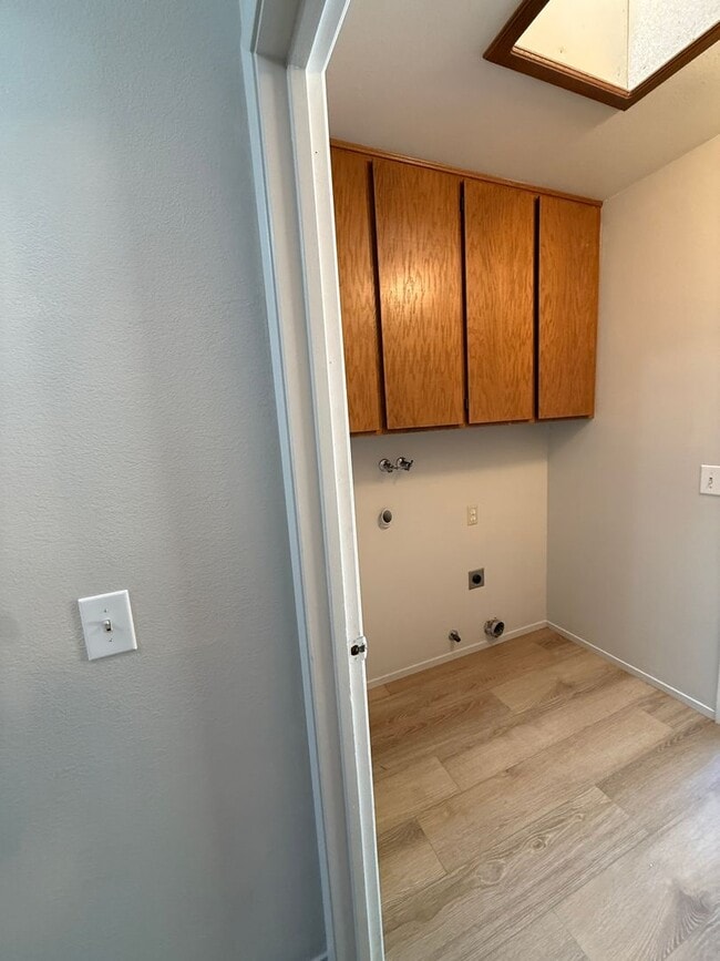 Photo - Beautiful 3 Bed, 2 Bath Home in Prime Location