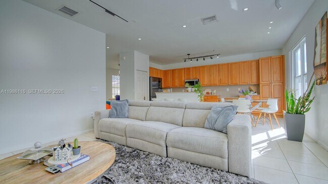 Photo - 16388 SW 28th St