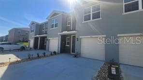 Photo - 1215 Draintree St