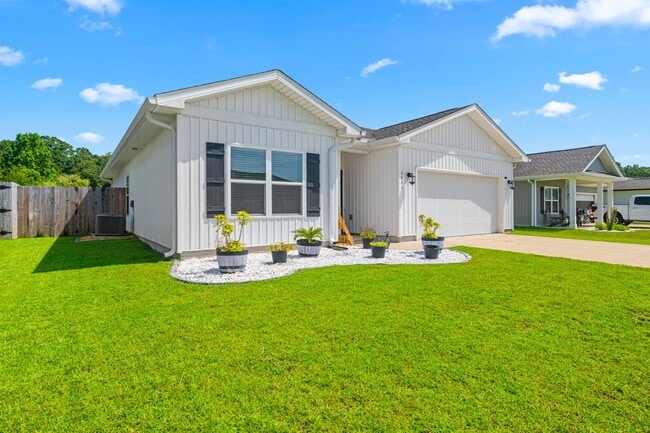 Photo - 6686 Sun Tree Cir