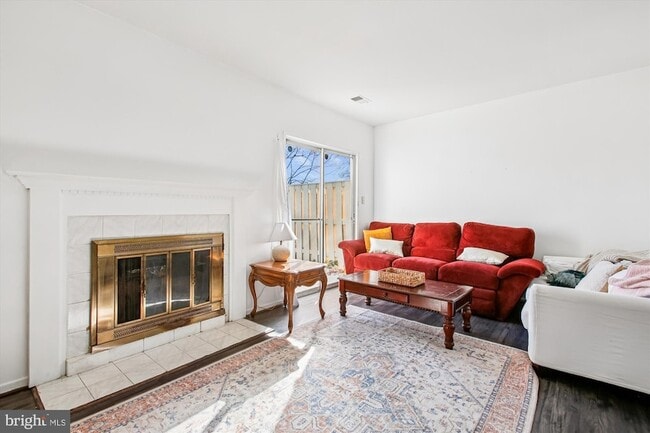 Photo - 8703 Village Green Ct