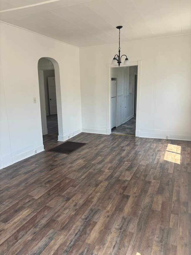 Photo - PRICE REDUCED! 3 Bedroom House