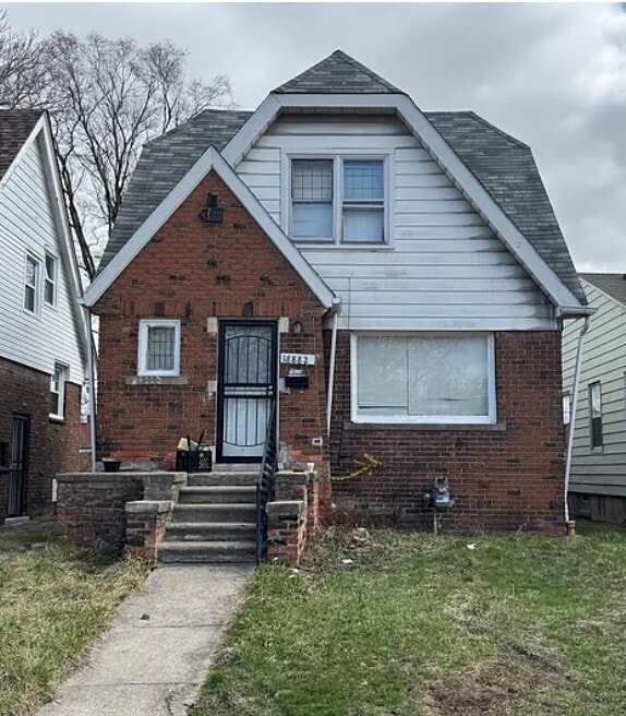 Photo - 18882 Marx St