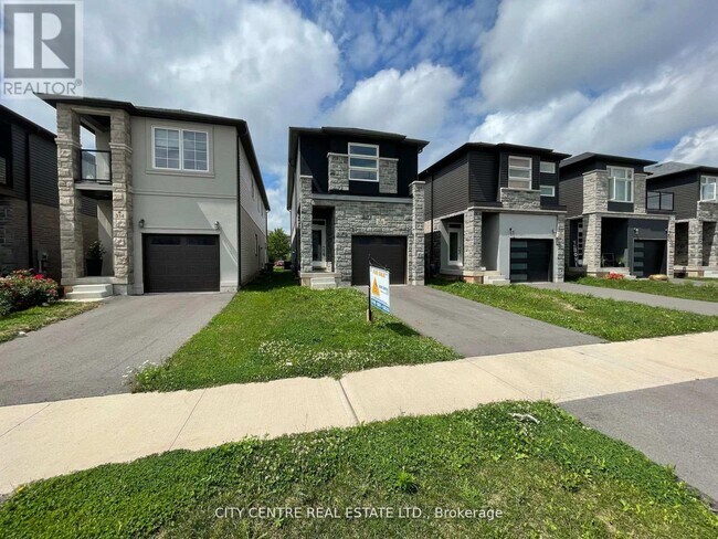 Photo - 308 Louise St.