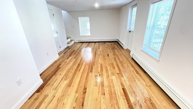 Photo - 50 Conant St Unit 1/2