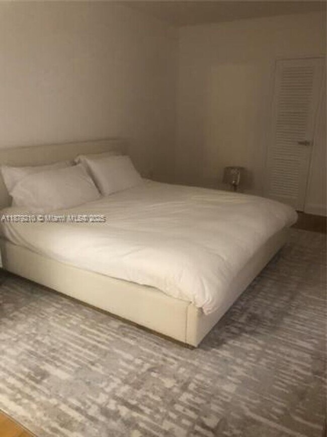 Photo - 10185 Collins Ave Unidad 10185 Collins Ave appt 1016