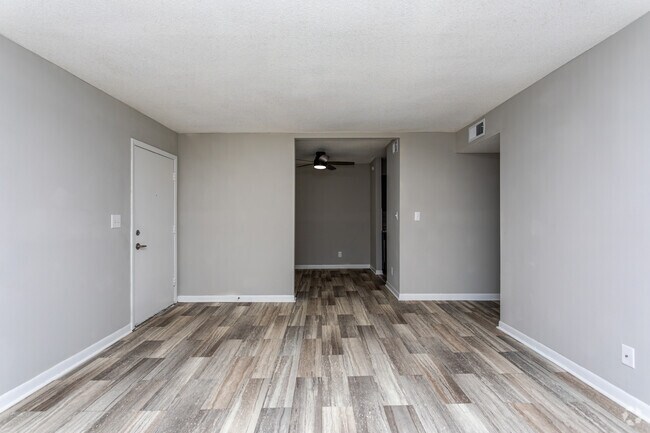 1BR, 1BA - Cielo at 325