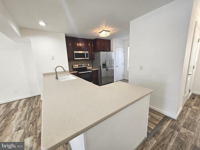 Photo - 73 Medal Way