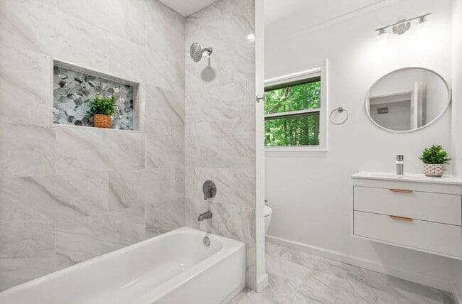 Photo - 4068 Monticello Way