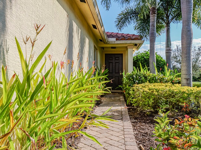 Photo - 5520 45th Ave