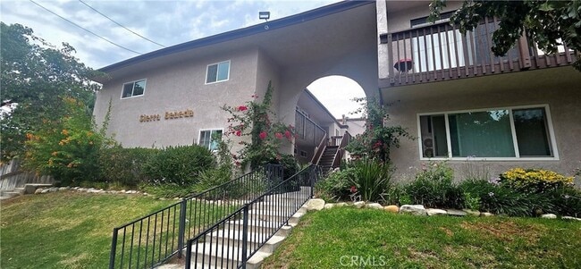 Building Photo - 17847 Beneda Ln Unit 7 Rental