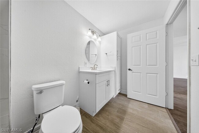 Building Photo - 7925 Preserve Cir Unit 316