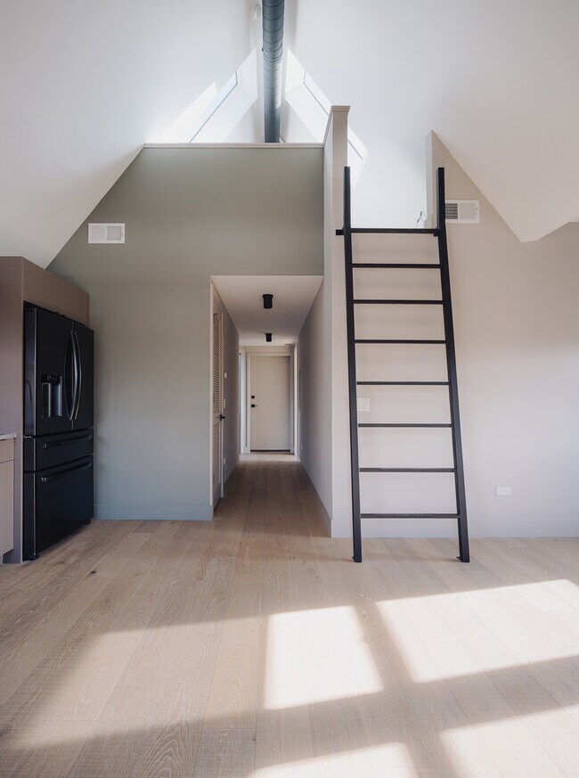 Photo - 2228 N Kedzie Blvd Unidad 401