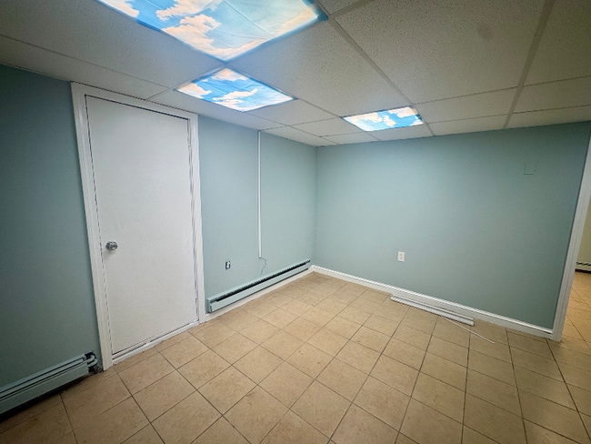 Photo - 1362 Washington St