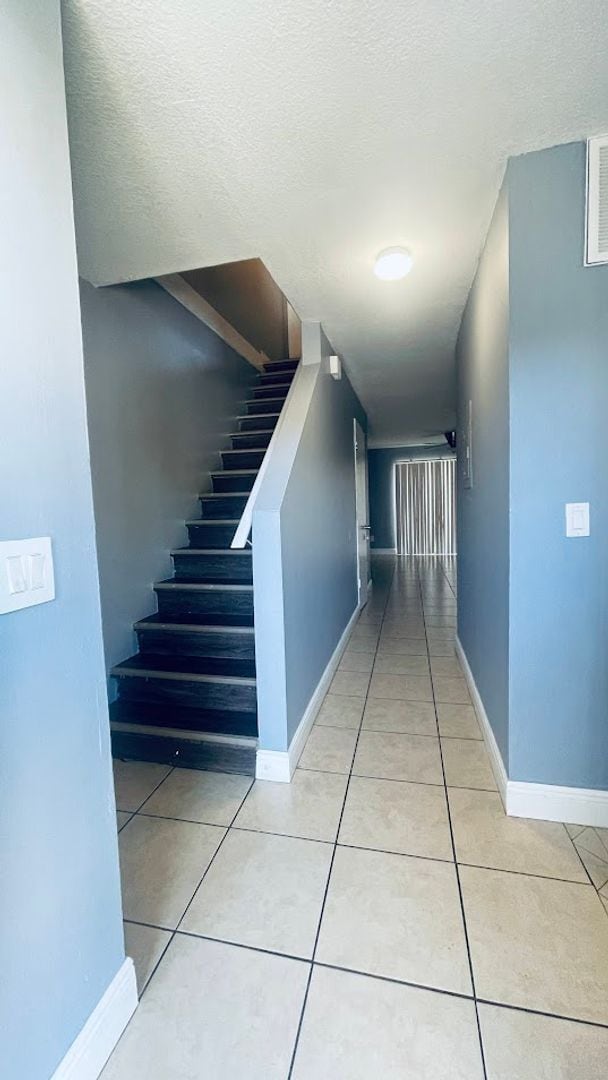 Photo - 202 Eden Ln