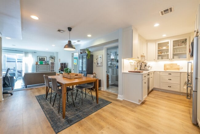 Photo - 67 Bright St