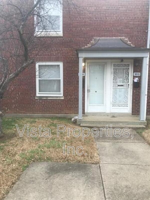 Building Photo - 1811 La Salle Pl Rental