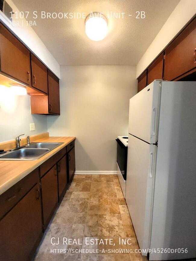 1107 S Brookside Ave Apartment Unit 2B Independence, MO