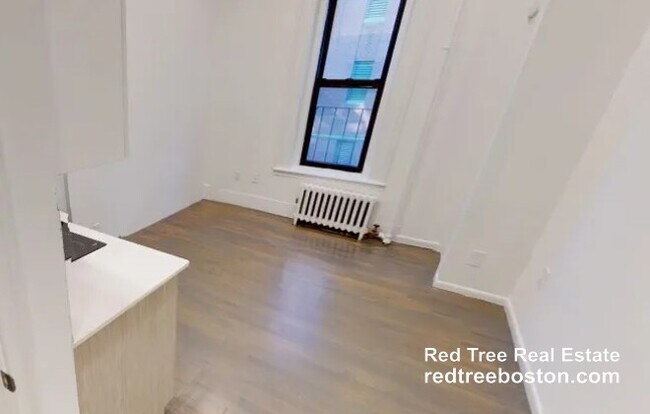 Photo - 270 Newbury St Unit 1